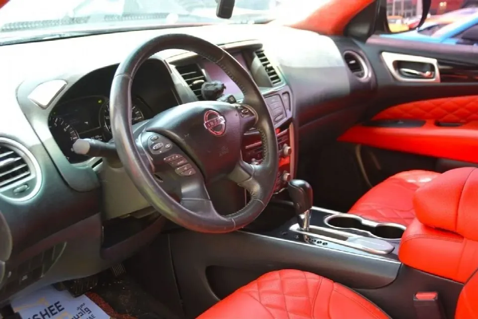 Nissan Pathfinder 2017 — photo 18