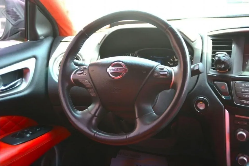 Nissan Pathfinder 2017 — photo 8