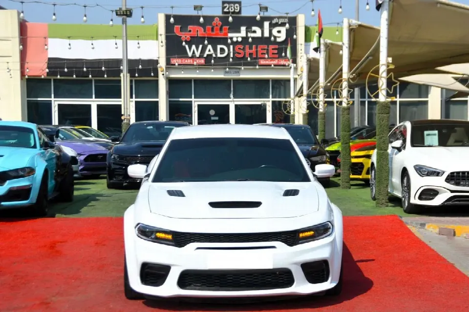 Dodge Charger 2020 — photo 2