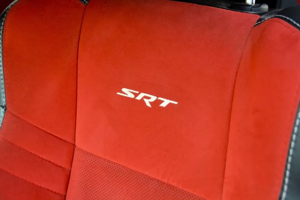 Dodge Charger 2020 — photo 13