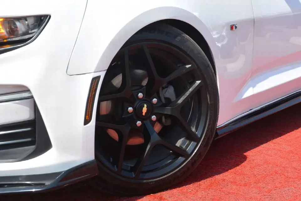 Chevrolet Camaro 2020 — الصورة 21