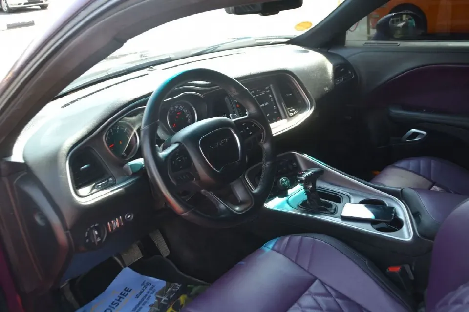 Dodge Challenger 2019 — photo 12