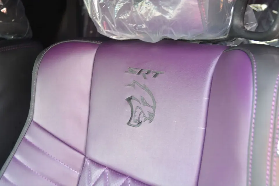 Dodge Challenger 2019 — photo 16