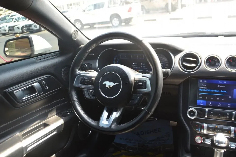 Ford Mustang 2021 — الصورة 18