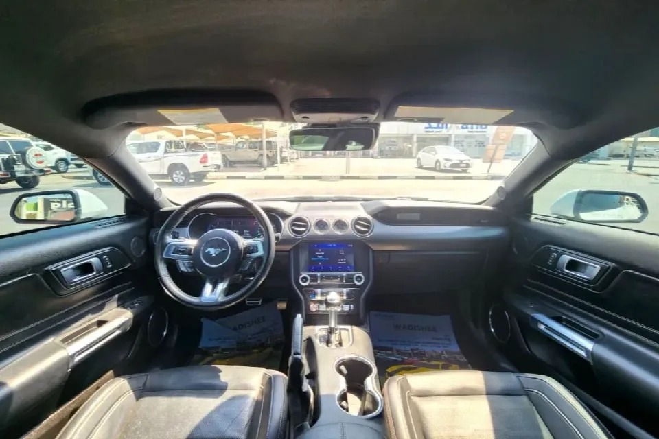 Ford Mustang 2021 — الصورة 11