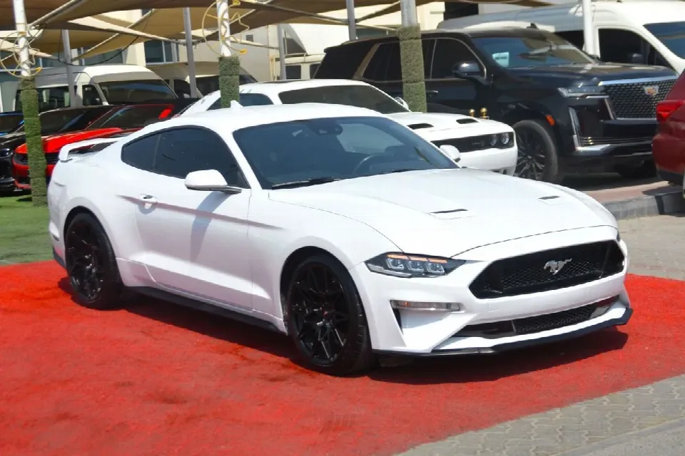 Ford Mustang 2021 — الصورة 4