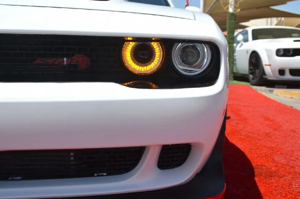 Dodge Challenger 2021 — photo 8