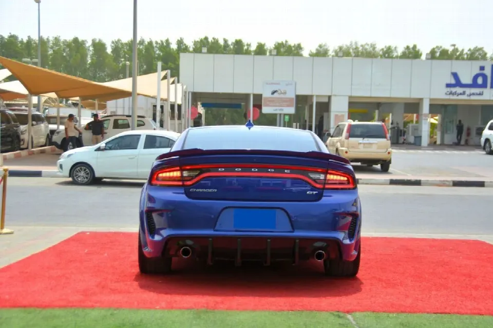 Dodge Charger 2019 — photo 7