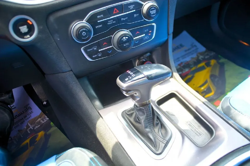 Dodge Charger 2019 — photo 14