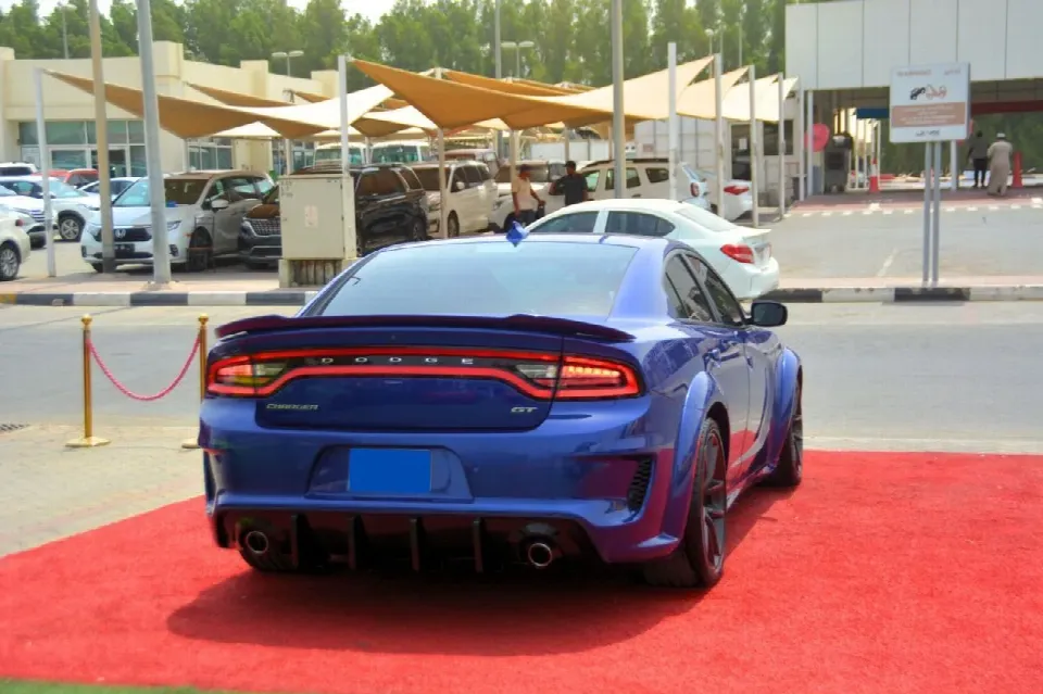 Dodge Charger 2019 — photo 6