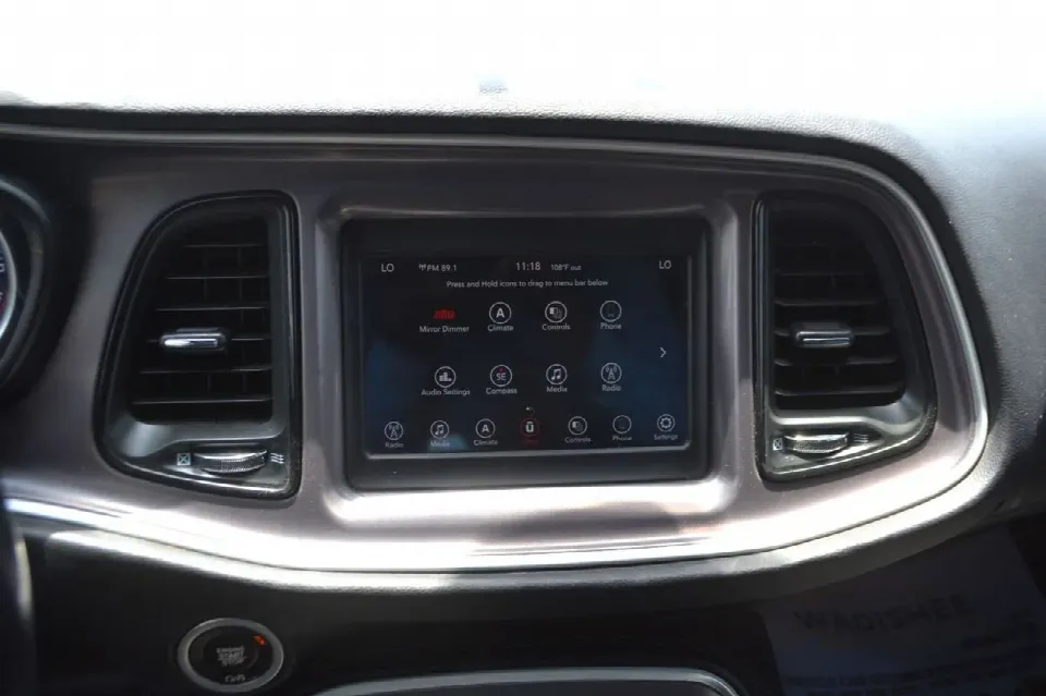 Dodge Challenger 2021 — photo 14