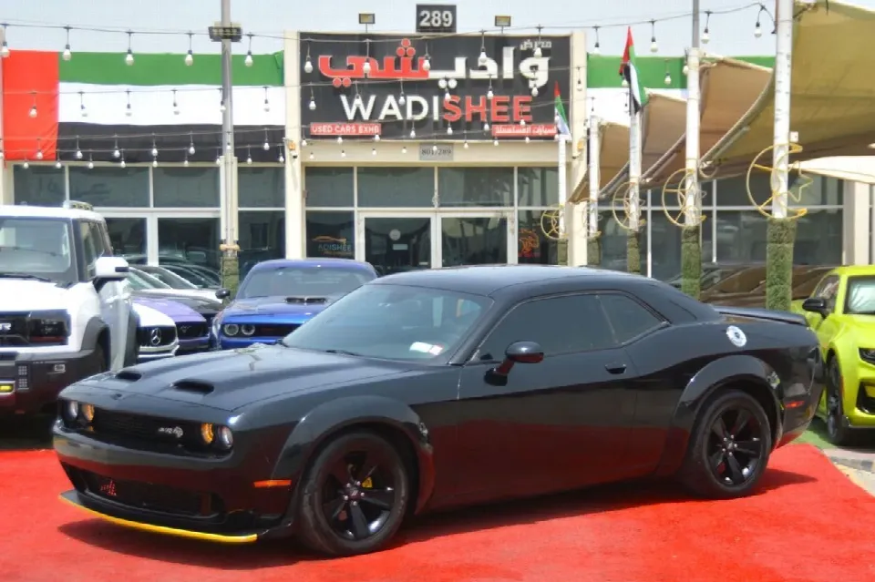 Dodge Challenger 2021 — photo 1
