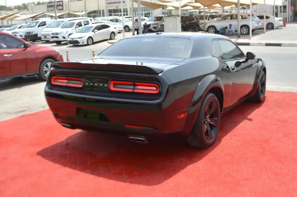 Dodge Challenger 2021 — photo 5