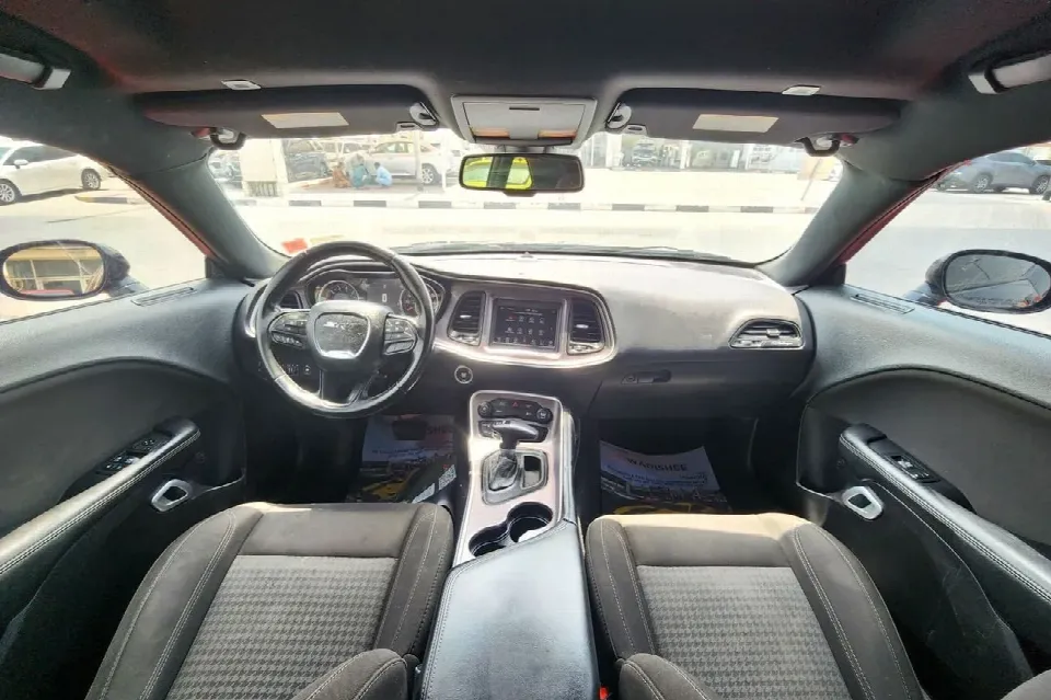 Dodge Challenger 2021 — photo 10