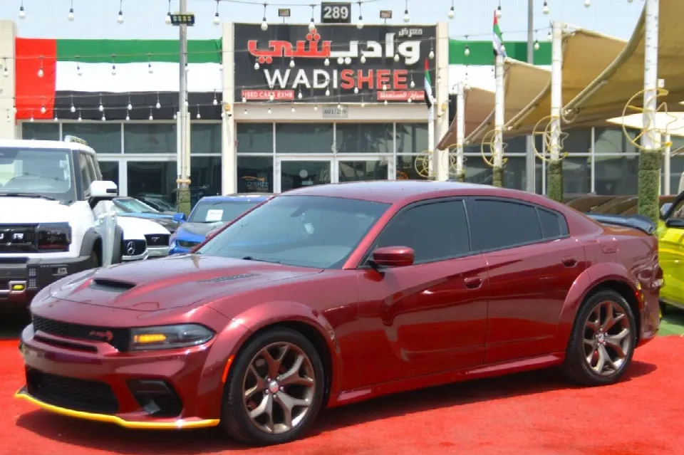 Dodge Charger 2020 — photo 1