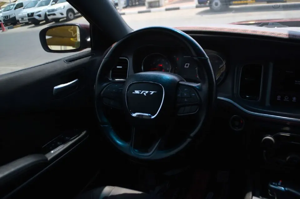 Dodge Charger 2020 — photo 18