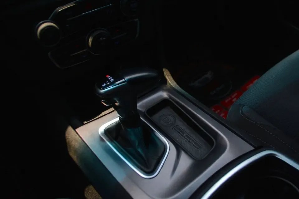 Dodge Charger 2020 — photo 17