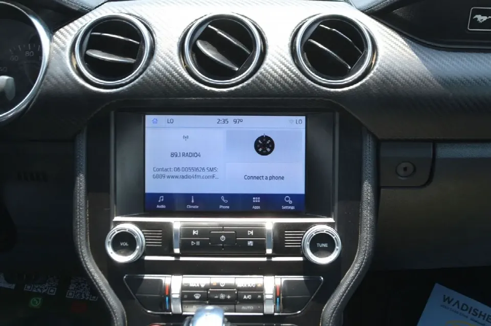 Ford Mustang 2020 — photo 15