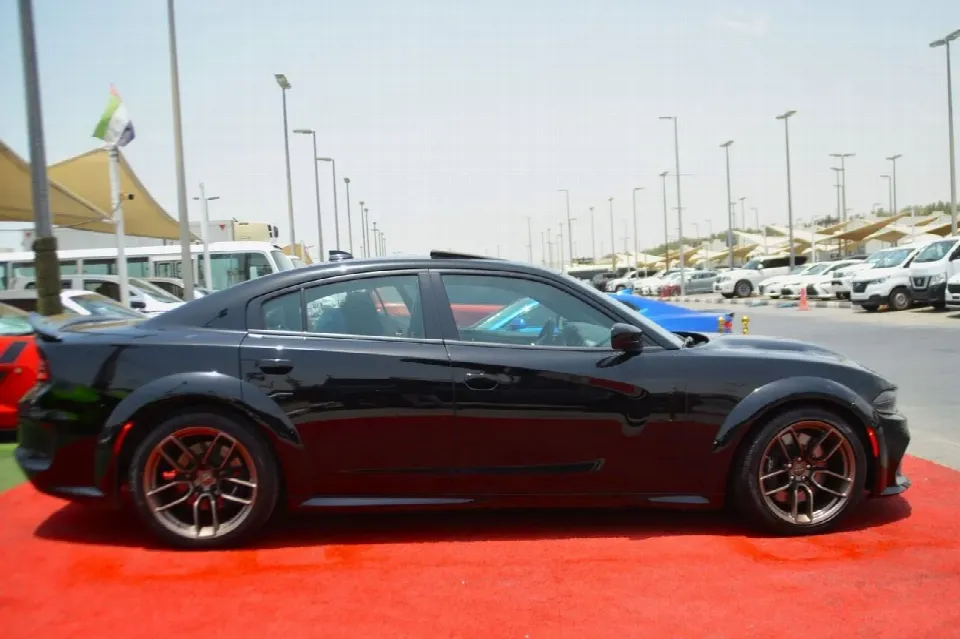 Dodge Charger 2022 — photo 14