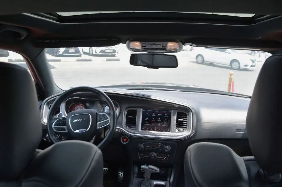 Dodge Charger 2022 — photo 11