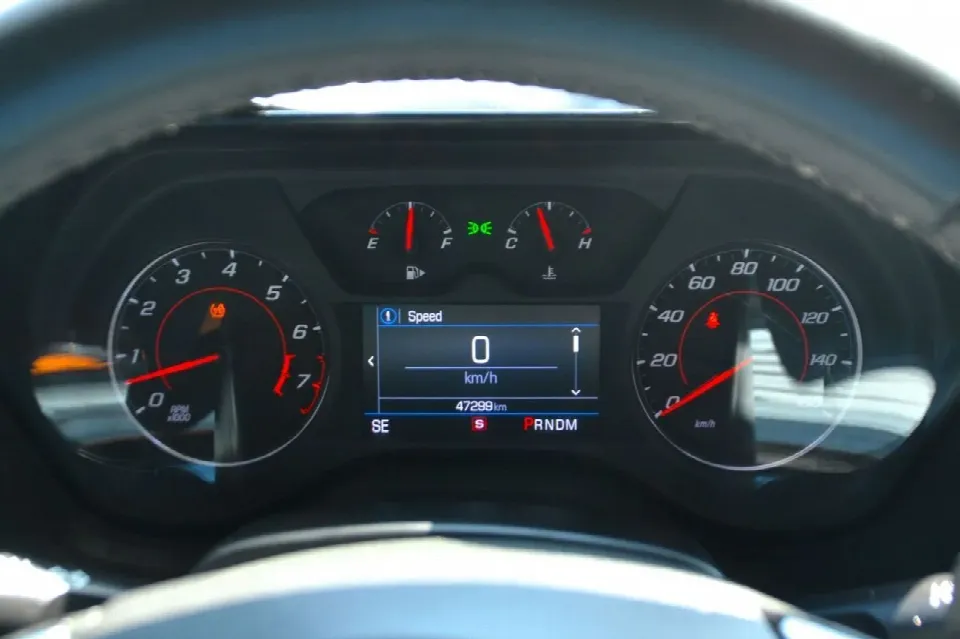 Chevrolet Camaro 2022 — الصورة 12