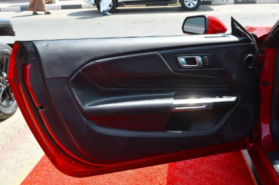 Ford Mustang 2024 — photo 11