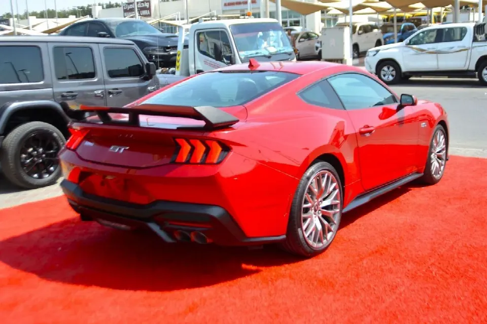 Ford Mustang 2024 — photo 15