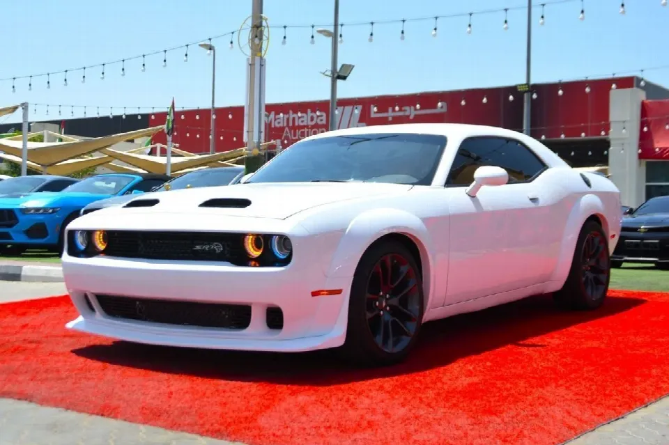 Dodge Challenger 2020 — photo 3