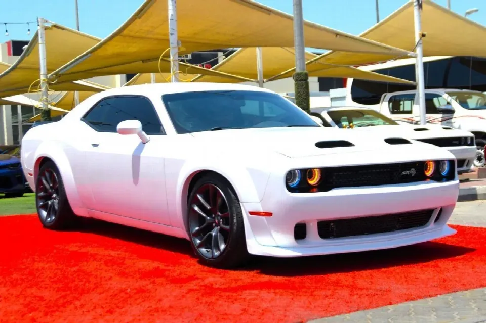 Dodge Challenger 2020 — photo 4