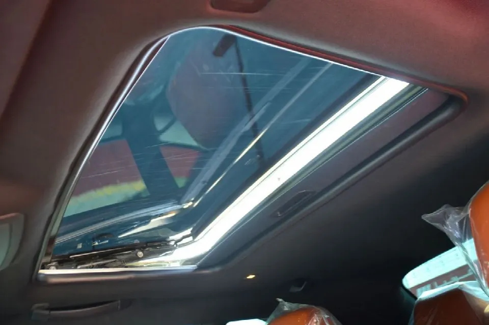 Dodge Challenger 2021 — photo 8
