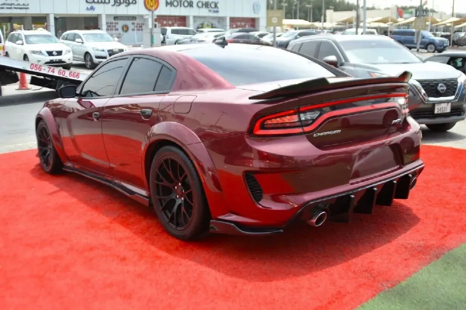 Dodge Charger 2021 — photo 6