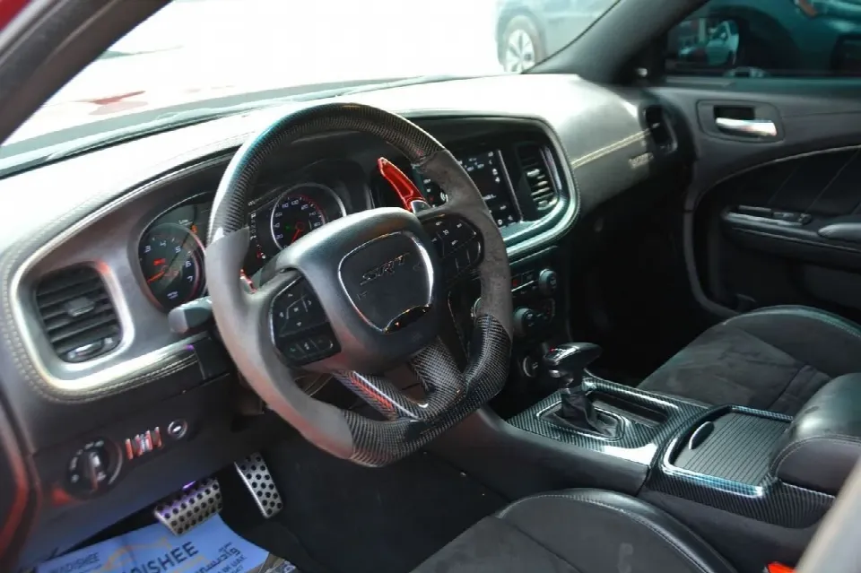 Dodge Charger 2021 — photo 11