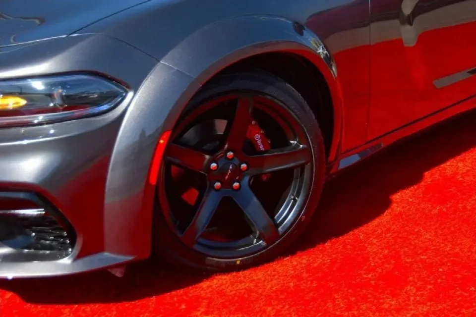 Dodge Charger 2021 — photo 14