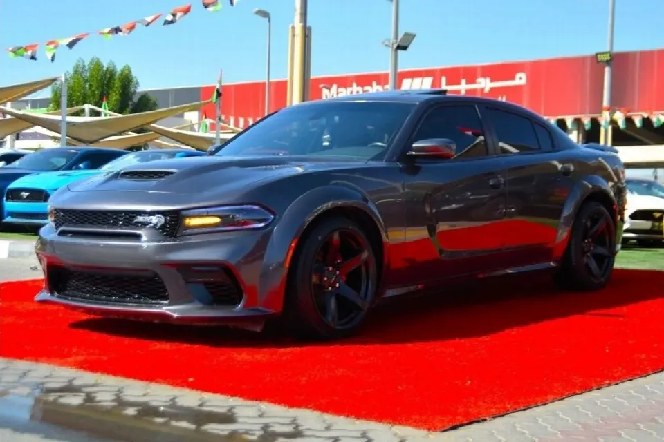 Dodge Charger 2021 — photo 4