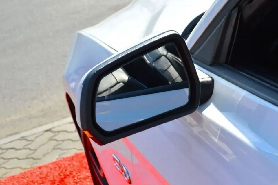 Ford Mustang 2019 — photo 19