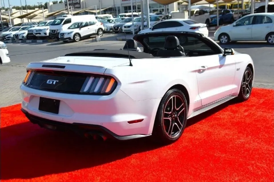 Ford Mustang 2019 — photo 6
