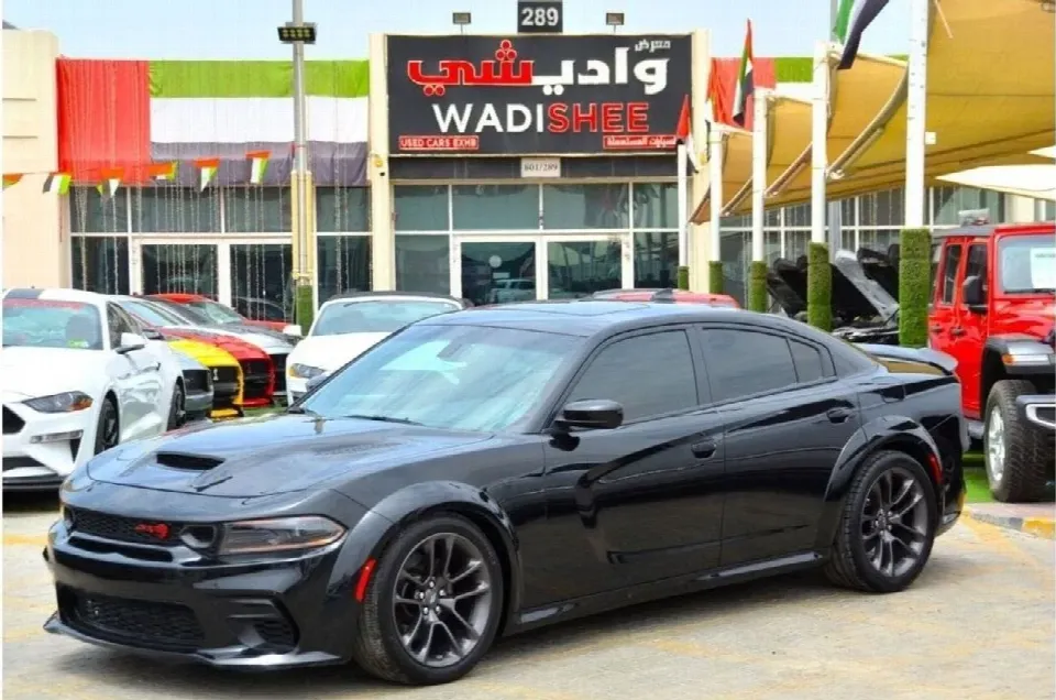 Dodge Charger 2020 — photo 1