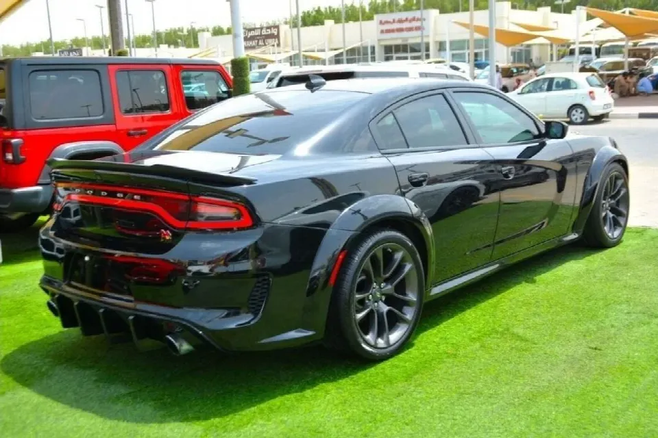 Dodge Charger 2020 — photo 5