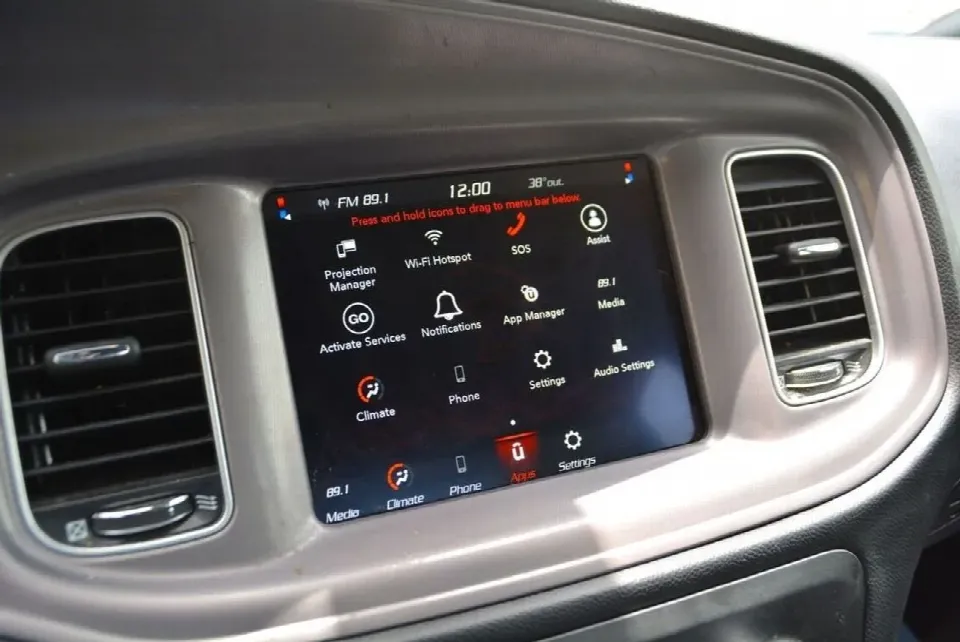 Dodge Charger 2023 — photo 17
