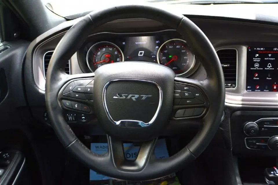 Dodge Charger 2023 — photo 19