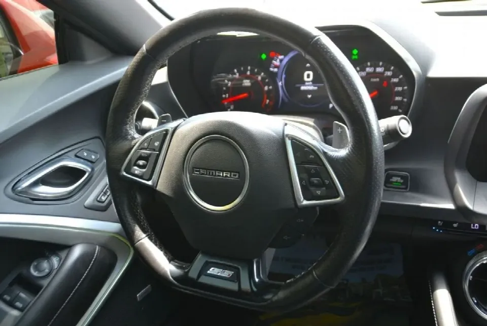 Chevrolet Camaro 2019 — الصورة 9