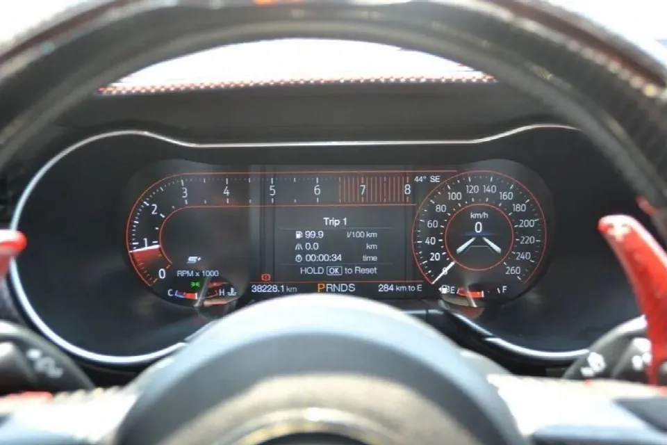 Ford Mustang 2019 — photo 11