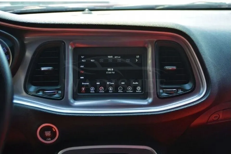 Dodge Challenger 2022 — photo 19
