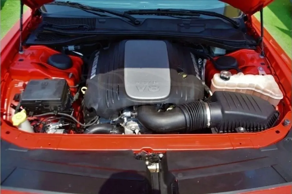 Dodge Challenger 2022 — photo 16