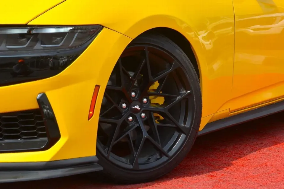 Ford Mustang 2024 — photo 25