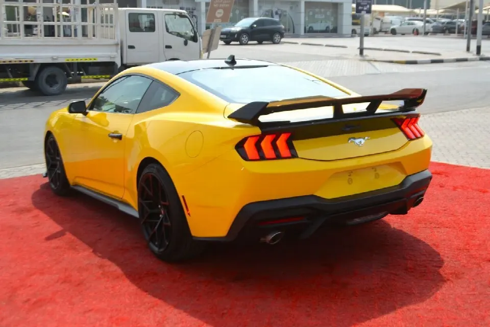 Ford Mustang 2024 — photo 5