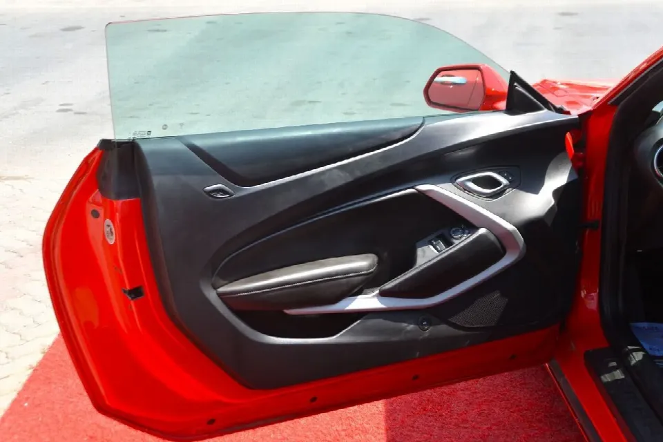 Chevrolet Camaro 2024 — photo 15