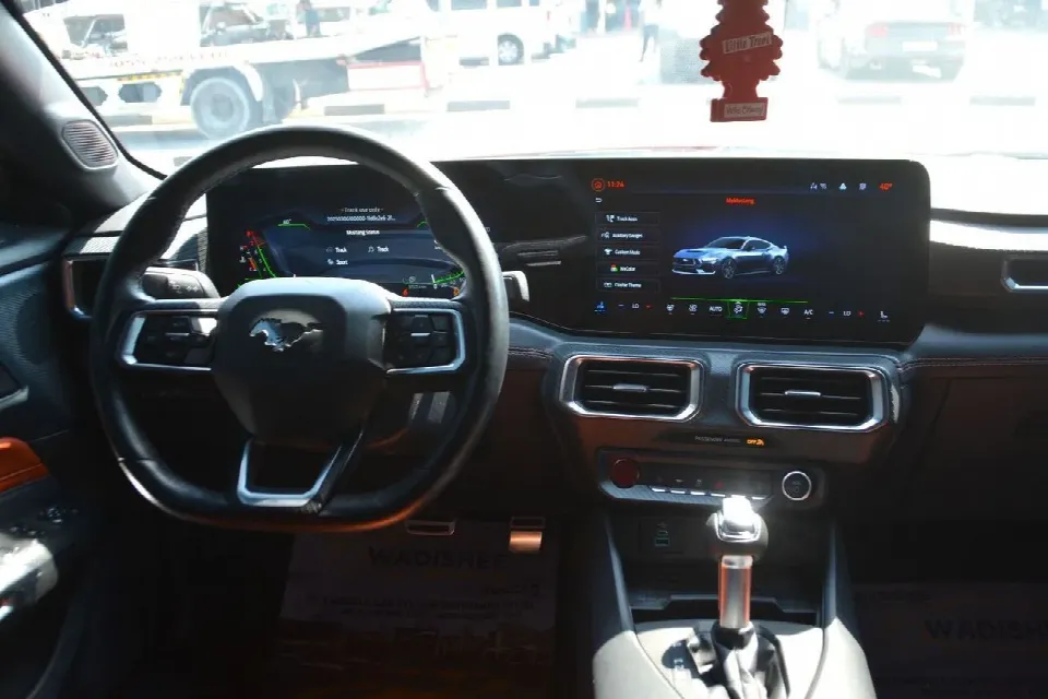 Ford Mustang 2024 — photo 11
