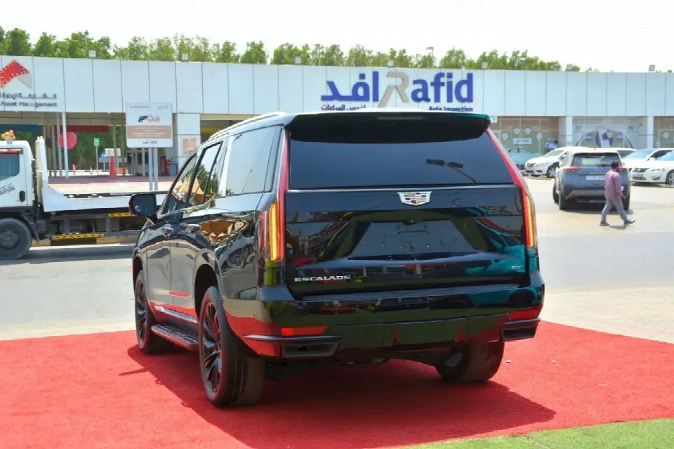 Cadillac Escalade 2022 — photo 6